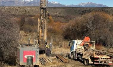 DINA HUAPI: NUEVAS PERFORACIONES MEJORARAN ABASTECIMIENTO DE AGUA POTABLE